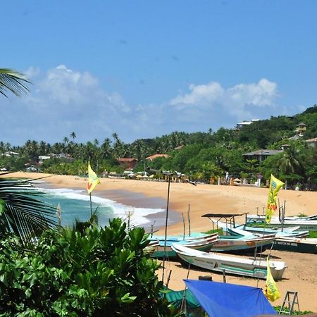 The Ocean Bed & Breakfast Unawatuna Bagian luar foto