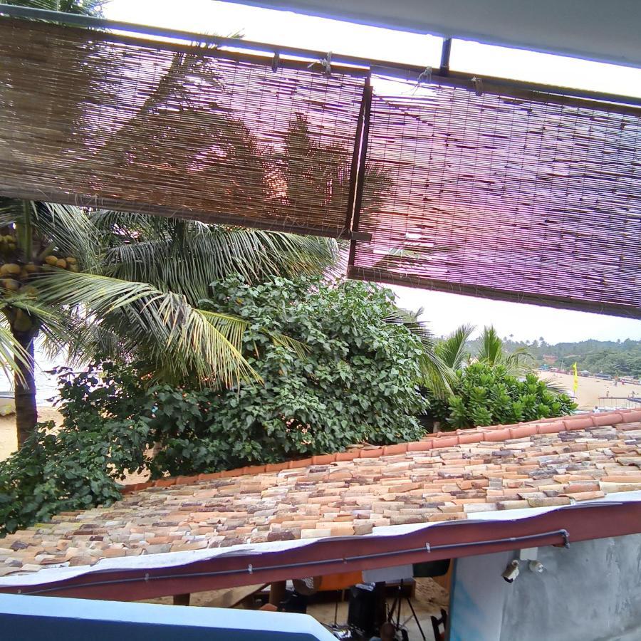 The Ocean Bed & Breakfast Unawatuna Bagian luar foto