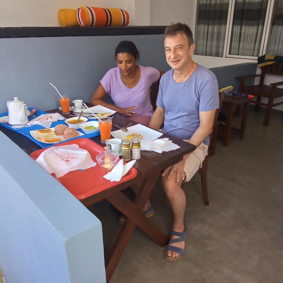 The Ocean Bed & Breakfast Unawatuna Bagian luar foto