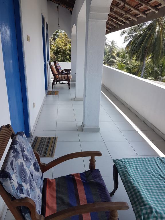 The Ocean Bed & Breakfast Unawatuna Bagian luar foto