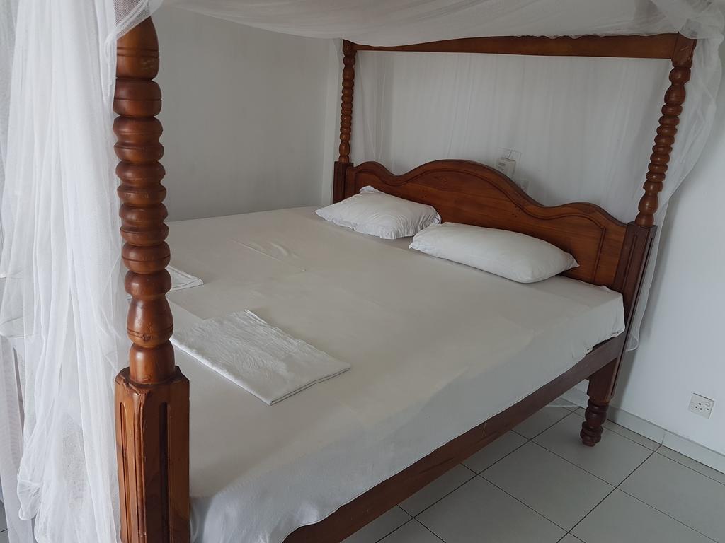 The Ocean Bed & Breakfast Unawatuna Bagian luar foto